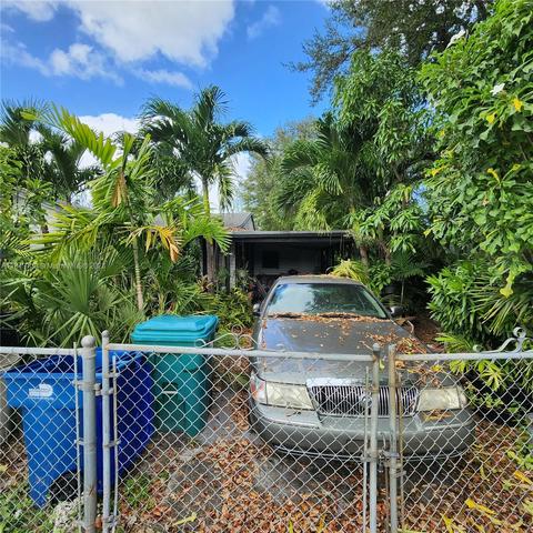 3133 NW 60th St, Miami, FL 33142