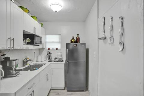 921 E 18th St, Hialeah, FL 33013 photo 46