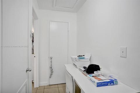921 E 18th St, Hialeah, FL 33013 photo 24