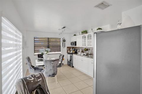 921 E 18th St, Hialeah, FL 33013 photo 13