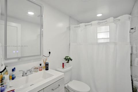 921 E 18th St, Hialeah, FL 33013 photo 57