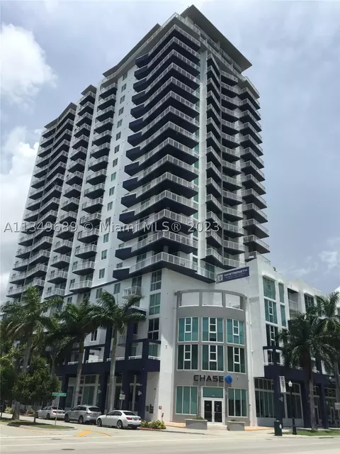 275 NE 18th St #2001, Miami, FL 33132