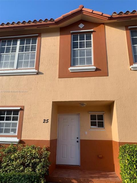 2314 Johnson St #25D, Hollywood, FL 33020
