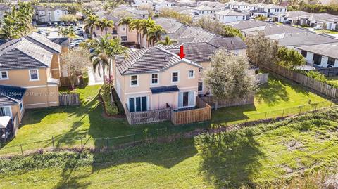 2884 SE 2nd Dr #12, Homestead, FL 33033