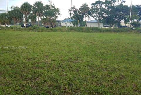 2439 NW 21st Ave, Fort Lauderdale, FL 33311