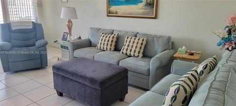 820 SW 11th Ave #12B, Hallandale Beach, FL 33009