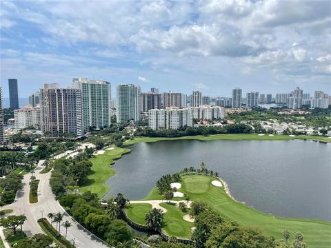 3675 N Country Club Dr #PH3, Aventura, FL 33180