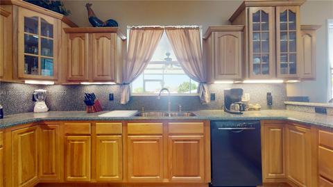 2042 Hunter Rd, Okeechobee, FL 34974 photo 9