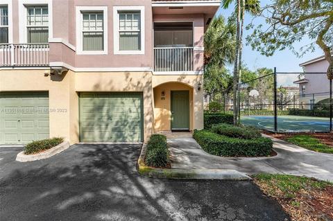 6418 W Sample Rd, Coral Springs, FL 33067
