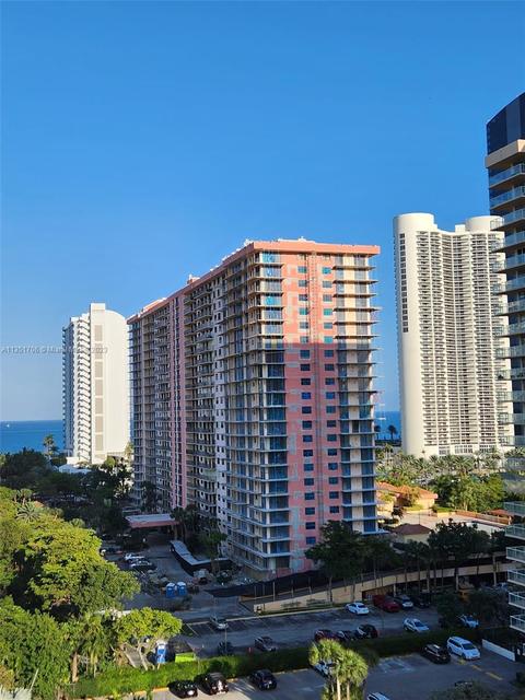 231 174th St #1210, Sunny Isles Beach, FL 33160