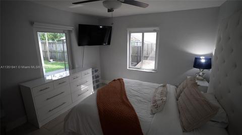 901 E 14th Pl, Hialeah, FL 33010 photo 6
