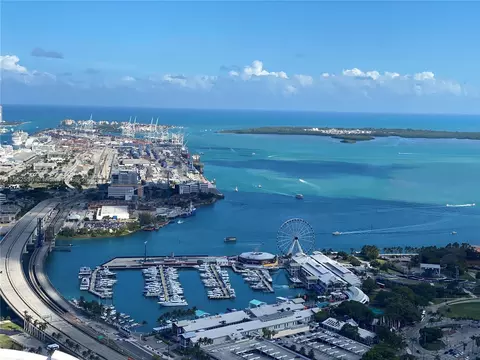 851 NE 1st Ave #2610, Miami, FL 33132