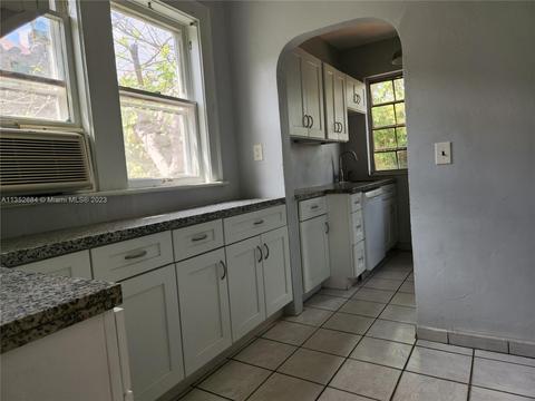 1663 SW 13th St, Miami, FL 33145 photo 15