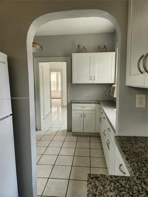 1663 SW 13th St, Miami, FL 33145 photo 17