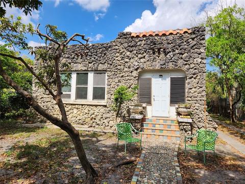 1663 SW 13th St, Miami, FL 33145 photo 1