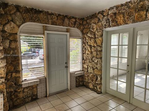 1663 SW 13th St, Miami, FL 33145 photo 4