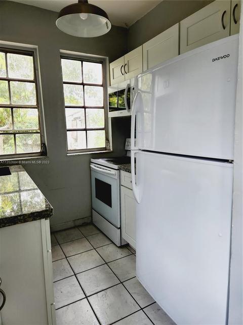 1663 SW 13th St, Miami, FL 33145 photo 18