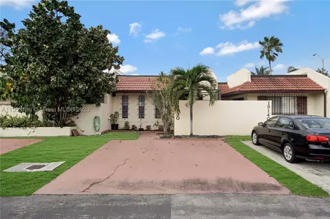 19130 NW 65th Ct, Hialeah, FL 33015 photo 1