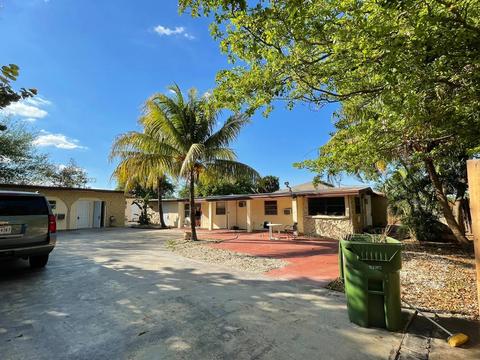 633 NW 15th Ave, Fort Lauderdale, FL 33311