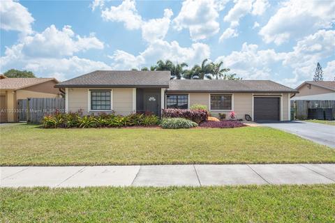 1730 N Anhinga Ln, Homestead, FL 33035