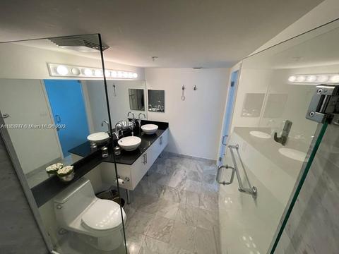 31 SE 5th St #1908, Miami, FL 33131 photo 19