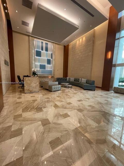 31 SE 5th St #1908, Miami, FL 33131 photo 4
