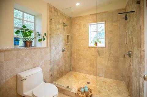 135 Cadima Ave, Coral Gables, FL 33134 photo 32