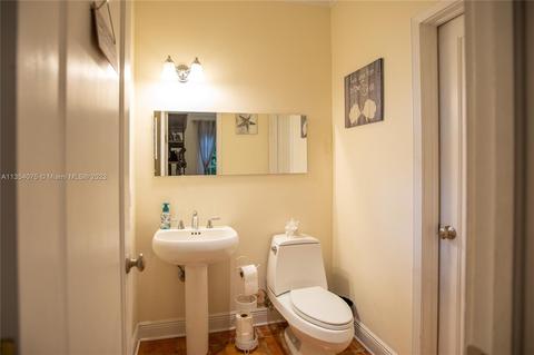 135 Cadima Ave, Coral Gables, FL 33134 photo 51
