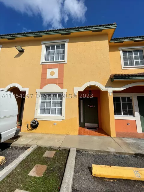 2993 W 80th St #15, Hialeah, FL 33018 photo 1