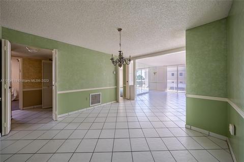 3600 Collins Ave #303, Miami Beach, FL 33140
