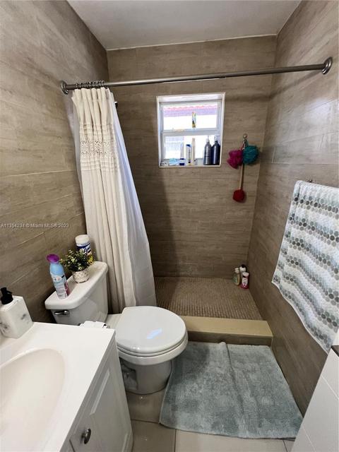 235 E 11th St, Hialeah, FL 33010 photo 19