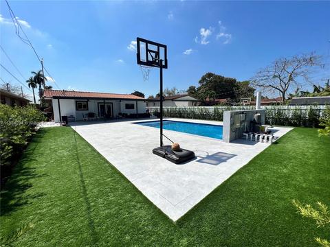 235 E 11th St, Hialeah, FL 33010 photo 8