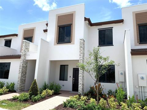 780 NE 206th Ter #780, Miami, FL 33179