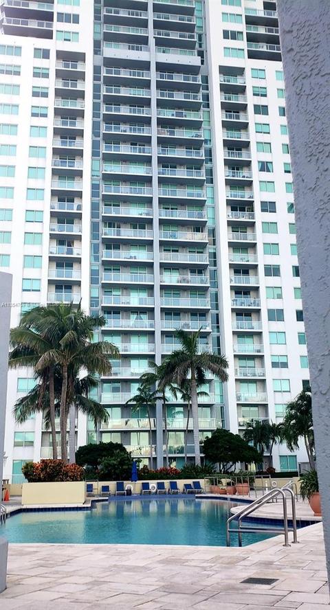 253 NE 2nd St #226, Miami, FL 33132