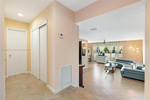 230 SE 3rd Ter, Dania Beach, FL 33004 photo 7