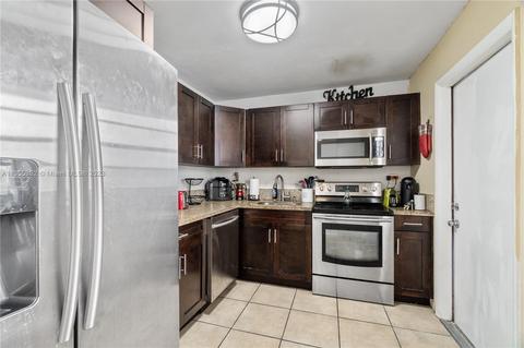 14140 SW 84th St #208-H, Miami, FL 33183