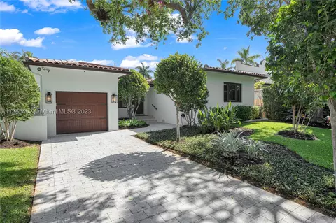 3531 Vista Ct, Miami, FL 33133