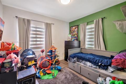 152 W 37th St, Hialeah, FL 33012 photo 13