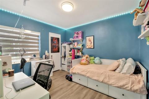 152 W 37th St, Hialeah, FL 33012 photo 12