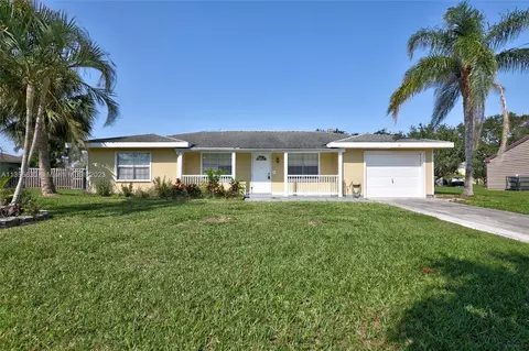 1438 SE Marisol Ln, Port Saint Lucie, FL 34952