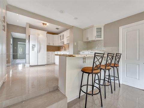 622 SE 7th Pl, Hialeah, FL 33010 photo 11