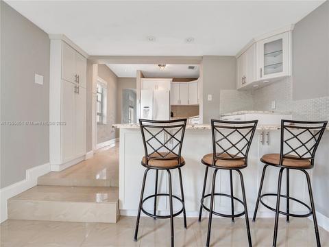 622 SE 7th Pl, Hialeah, FL 33010 photo 12