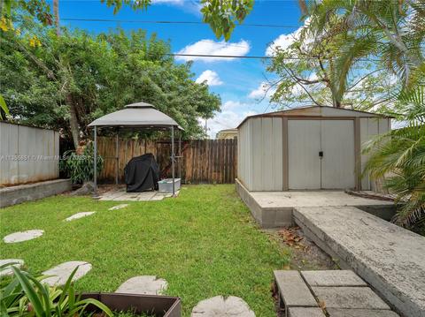 622 SE 7th Pl, Hialeah, FL 33010 photo 28