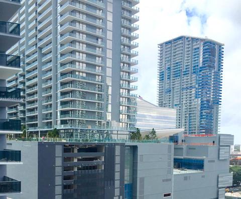 41 SE 5th St #714, Miami, FL 33131