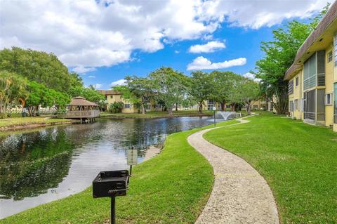 5130 SW 40th Ave #000, Fort Lauderdale, FL 33314