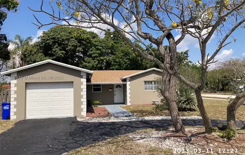 131 NE 29th St, Pompano Beach, FL 33064 photo 1