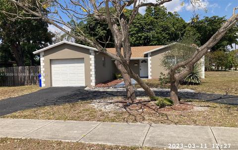 131 NE 29th St, Pompano Beach, FL 33064 photo 2