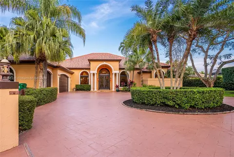 16921 SW 73rd Ct, Palmetto Bay, FL 33157