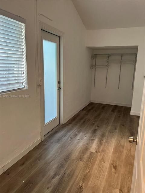 9564 Carlyle Ave, Surfside, FL 33154 photo 30