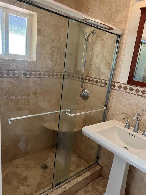9564 Carlyle Ave, Surfside, FL 33154 photo 5